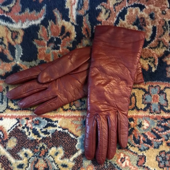 Brooks Brothers Accessories - Women's Brooks Brothers Cashmere lined Leather gloves new never worn
